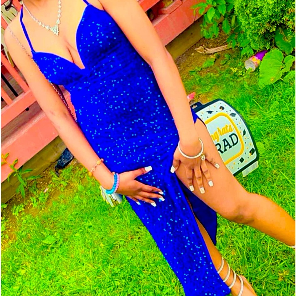 Blue dress